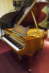 STEINWAY&SONS �Ē��� S-155